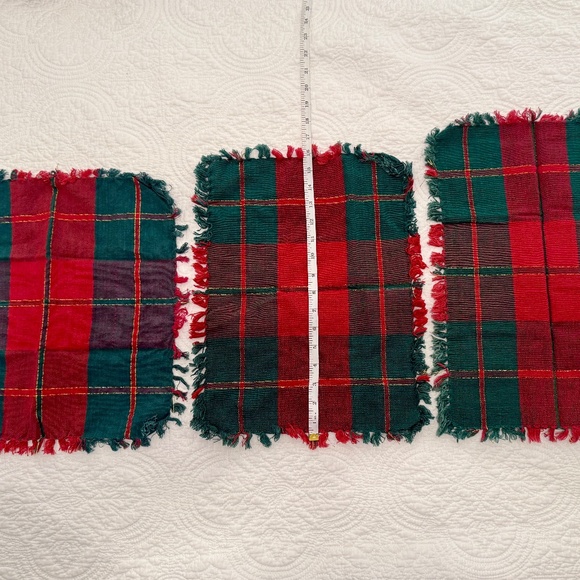 Vintage Plaid Christmas Napkins & Mats – Set of 8 - Picture 5 of 6